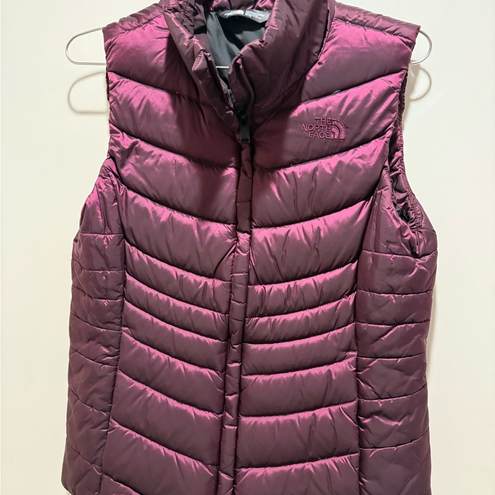 The North Face Women's Burgundy Puffer Vest, Down fill